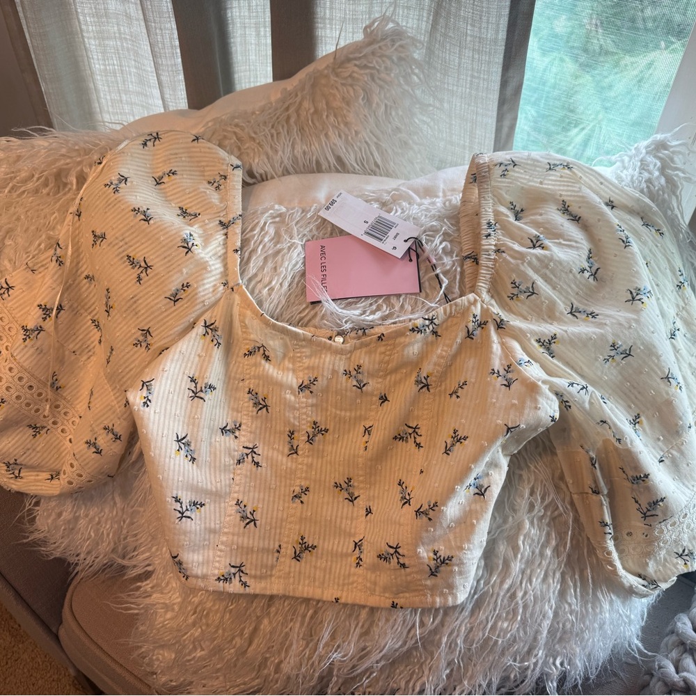 Avec Les Filles Cream Top with Navy & Yellow Floral Print